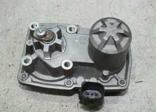 VW Transporter T6 2.0 TDi AGR Ventil Abgasrückführung Pierburg 52390101 - Bild 1