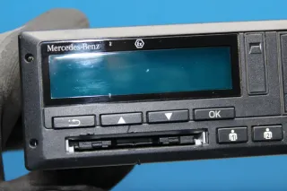 Mercedes Benz Digital Fahrtenschreiber Tachograph Typ: 1381 A0024468333 - Bild 2