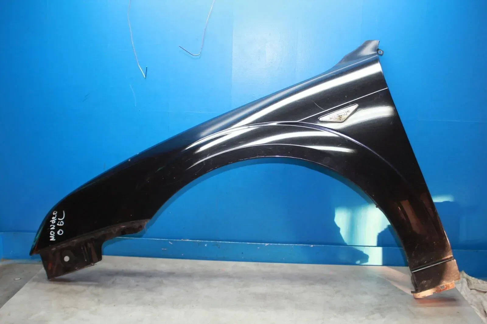 Kotflügel vorne links Panther Black Perl G0 Ford Mondeo 3 III Bj.06 - Bild 1