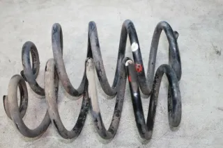 2x Feder Fahrwerksfeder hinten links rechts Nissan Juke F15 K9K 1.5 dCi Bj.12 - Bild 1