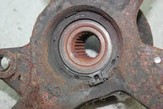 Renault Clio III Bj.09 Achsschenkel Radnabe ABS Sensor vorne links - Bild 2