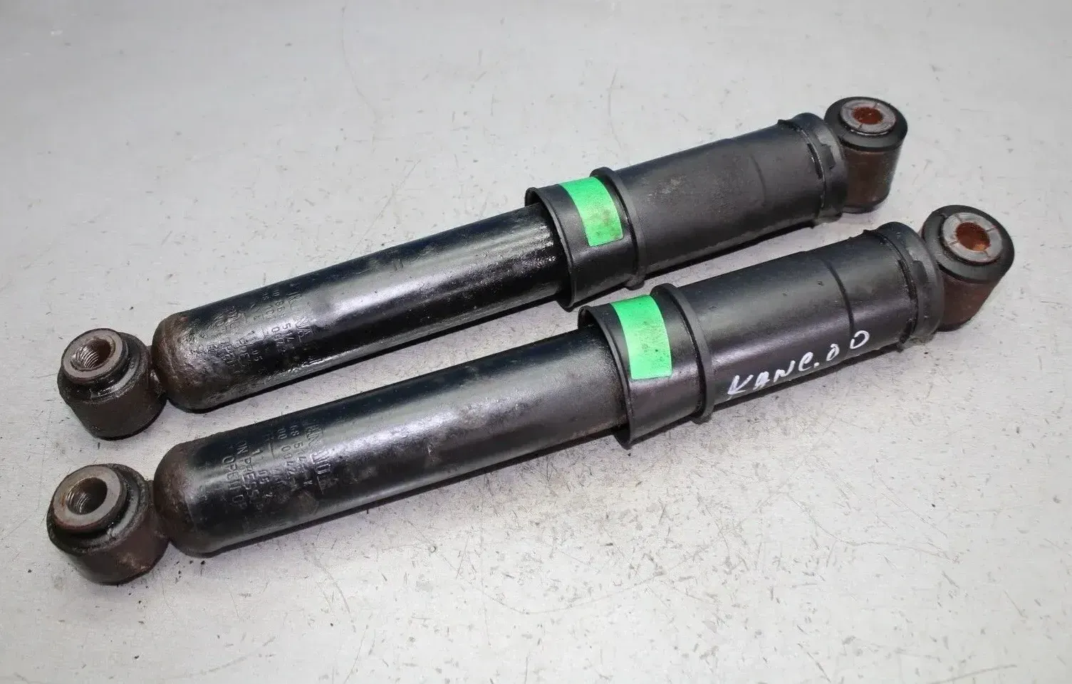 2x Stoßdämpfer Dämpfer hinten links rechts 8200868514 K Renault Kangoo II Bj.11 - Bild 1