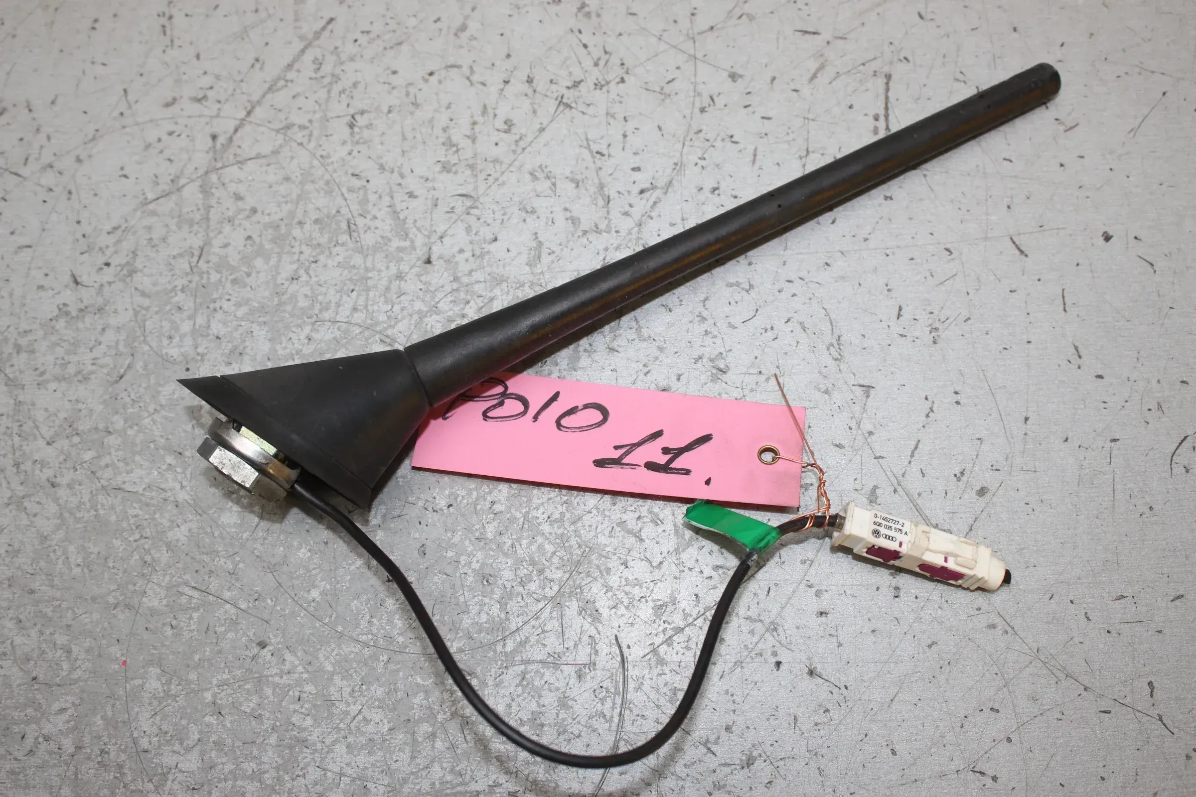 Antenne Radio Antenne Antennenfuss VW Polo V 6R Bj.11 - Bild 1