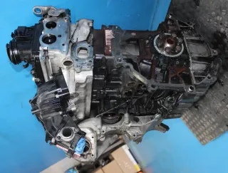 Diesel Motor 77 KW code CAY ohne Anbauteile VW Polo V 6R 1.6 TDI CAYC Bj.11 - Bild 4