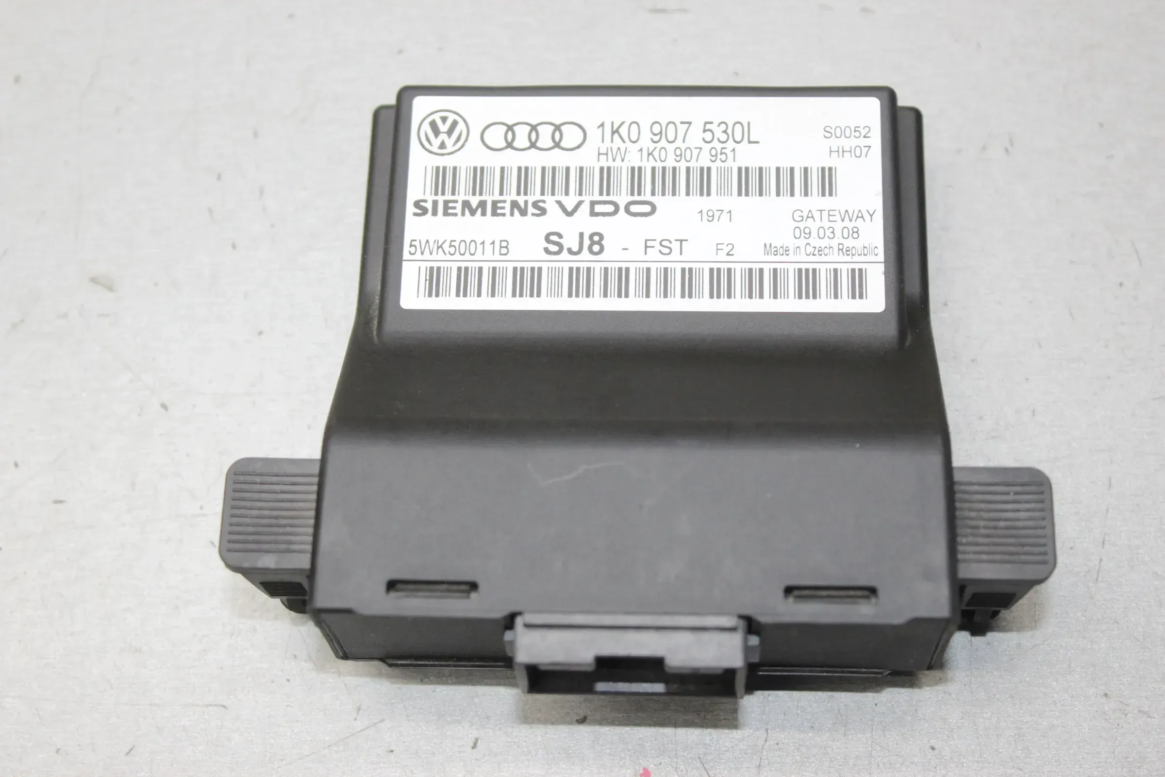Steuergerät Interface Gateway 1K0907530L VW Touran 1T1 1T2 Bj.08 - Bild 1