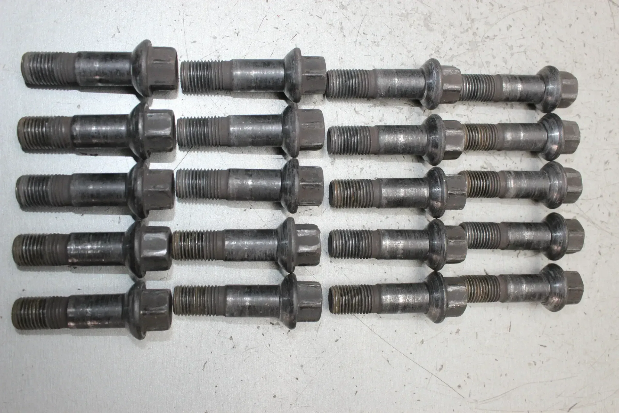 20x Radbolzen für Alufelgen Radschrauben SW 17 mm Mercedes GLC X253 Bj.19 - Bild 1