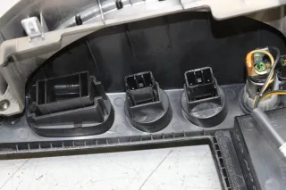 Verkleidung Abdeckung Staufach Zigarettenanzünder SsangYong Kyron Bj.06 - Bild 5