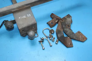 AHK Anhängerkupplung E-Dose 13-Polig Lada Niva 2121 Bj.09 - Bild 2