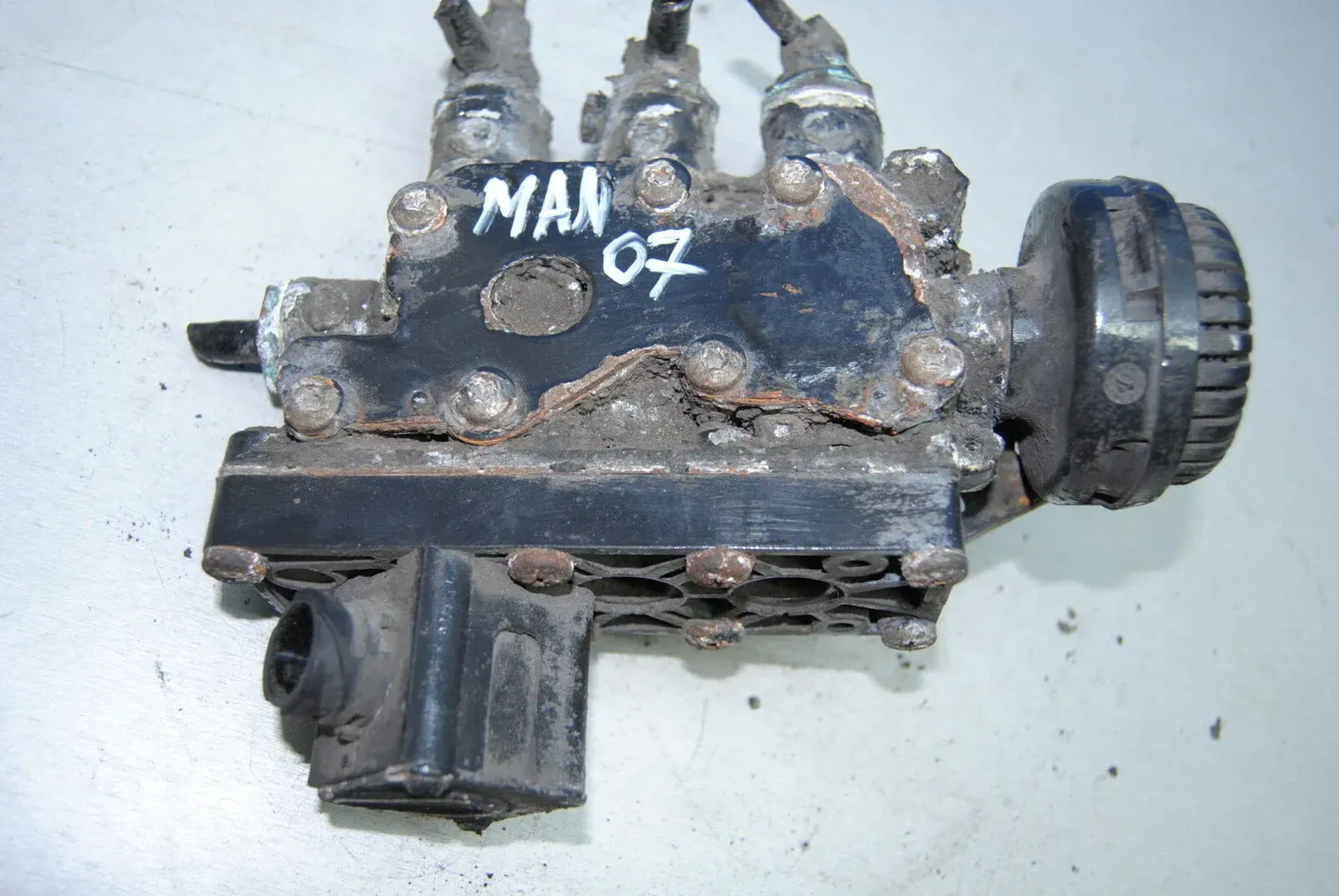 MAN TGA Bj.2007 WABCO Magnetventil Ventil Ventilblock 4728800240 - Bild 1