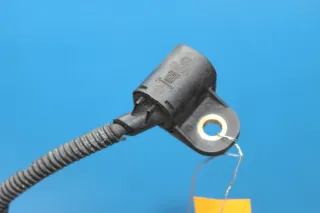 Kurbelwellensensor Sensor Kurbelwelle 9805940 VW Golf V 1K5 1.9 TDI Bj.09 - Bild 2