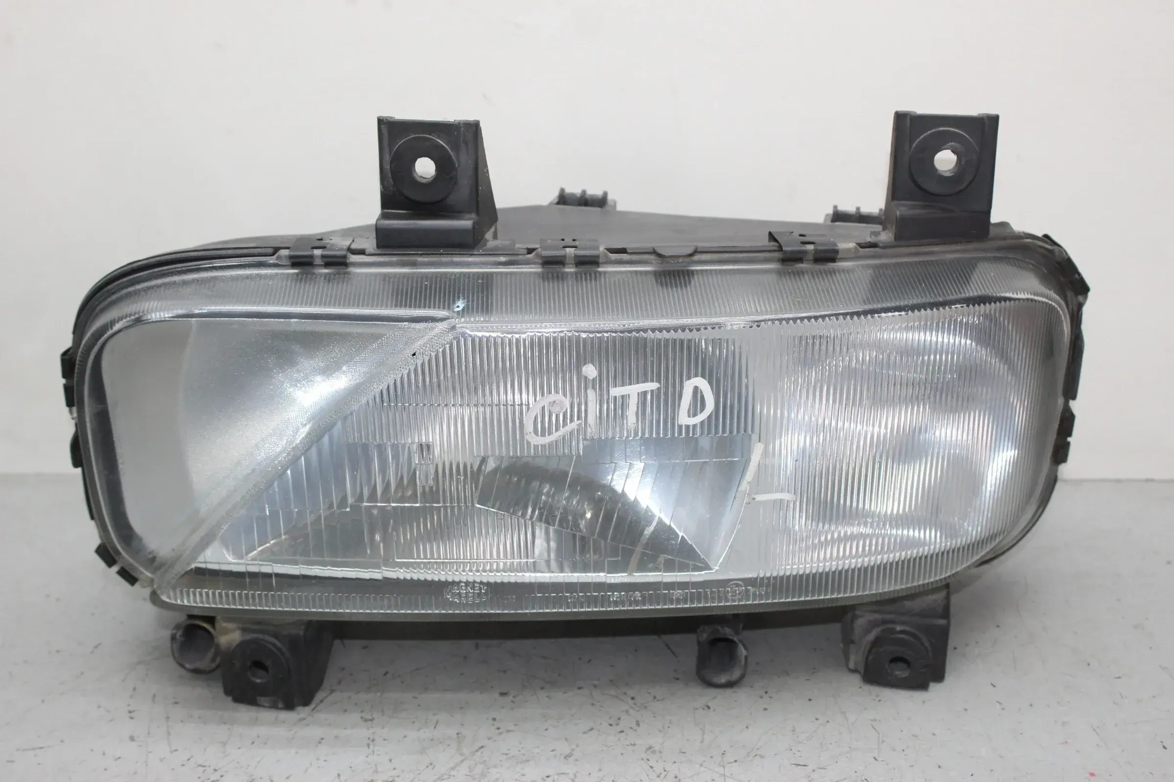 Frontscheinwerfer Scheinwerfer vorne links 6668200159 Mercedes Cito O 510, O520 - Bild 1