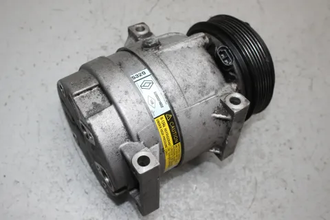 Background image for Klimakompressor Kompressor 8200021822, 1135320 Renault Laguna 2 II 1.9 DCI Bj.03