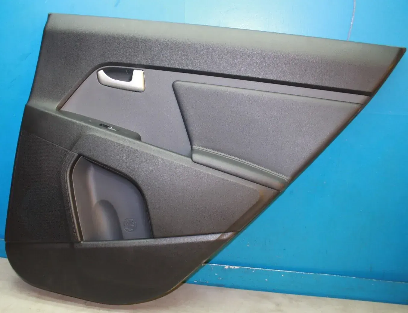 Türverkleidung Türpappe hinten rechts 83302-3U030 KIA Sportage III SL Bj.12 - Bild 1