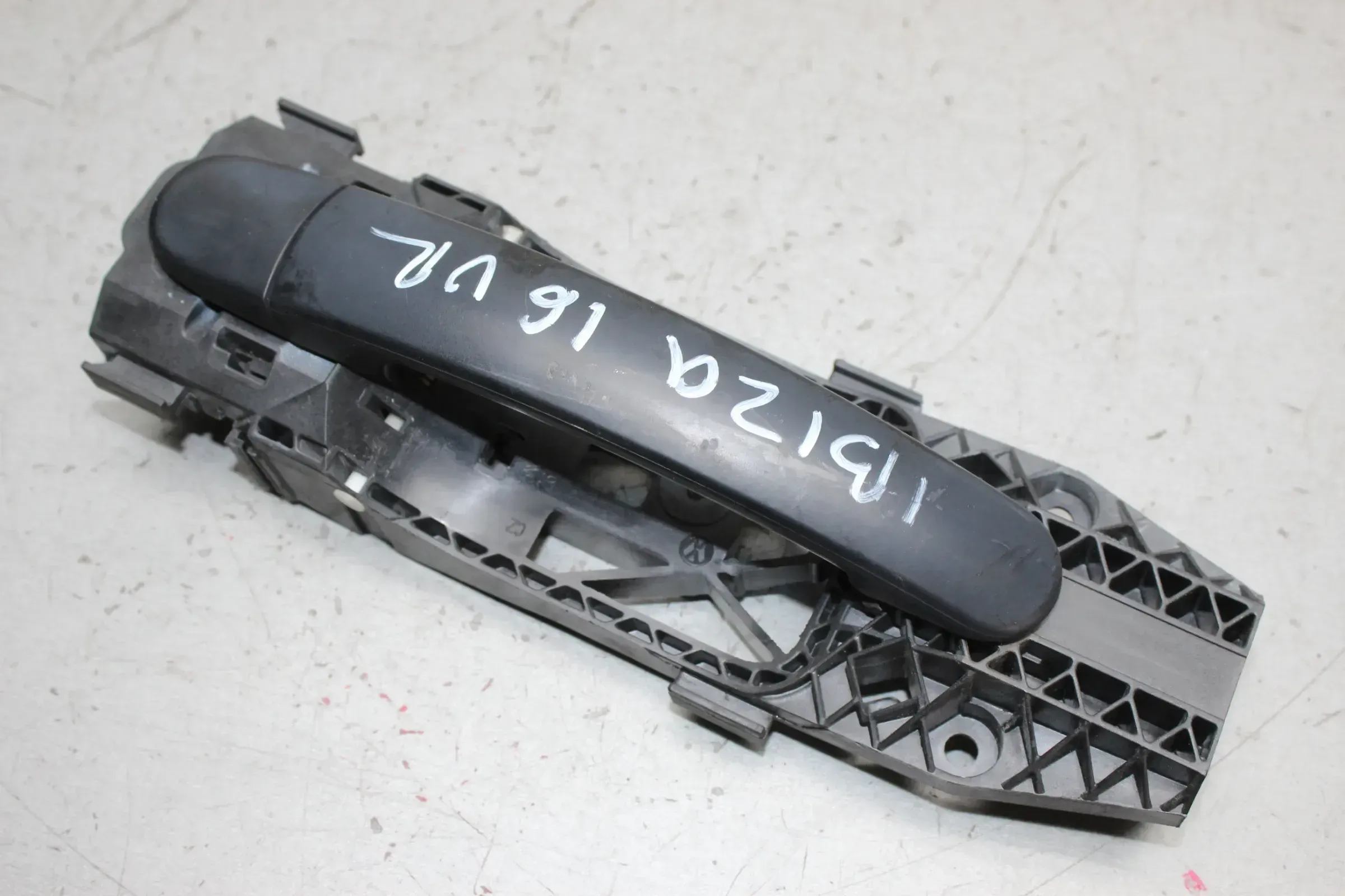 Türgriff Griff außen vorne rechts 5N0837885H Seat Ibiza IV ST 6P8 Bj.16 - Bild 1