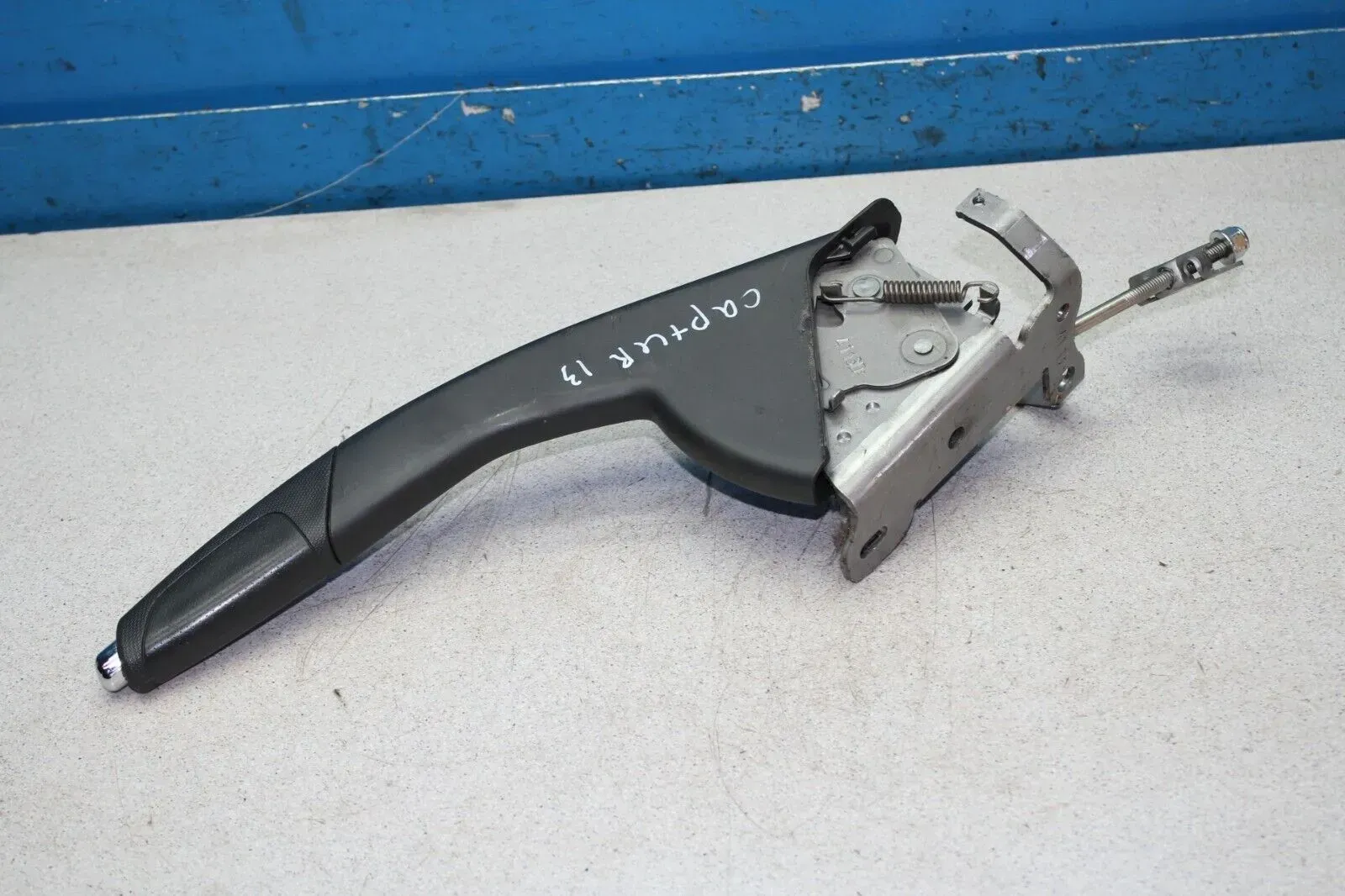 Handbremshebel Handbremse Hebel 360101804R Renault Captur I J5 Bj.13 - Bild 1