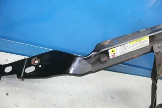 Jeep Cherokee KJ Bj.07 Schloßträger Frontträger Blech Träger vorne 5176763AG - Bild 5