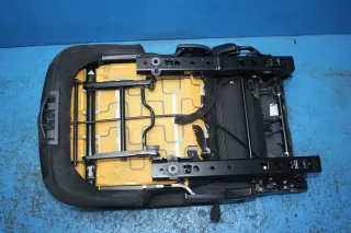 Sitz hinten mitte 2-Reihe Peugeot 5008 I 0E_ Bj.11 - Bild 10