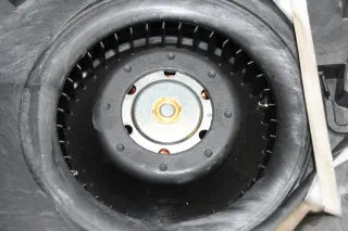 Mercedes Benz W205 Gebläsemotor Heizung Gebläse Lüfter Mittelkonsole A2059060012 - Bild 7