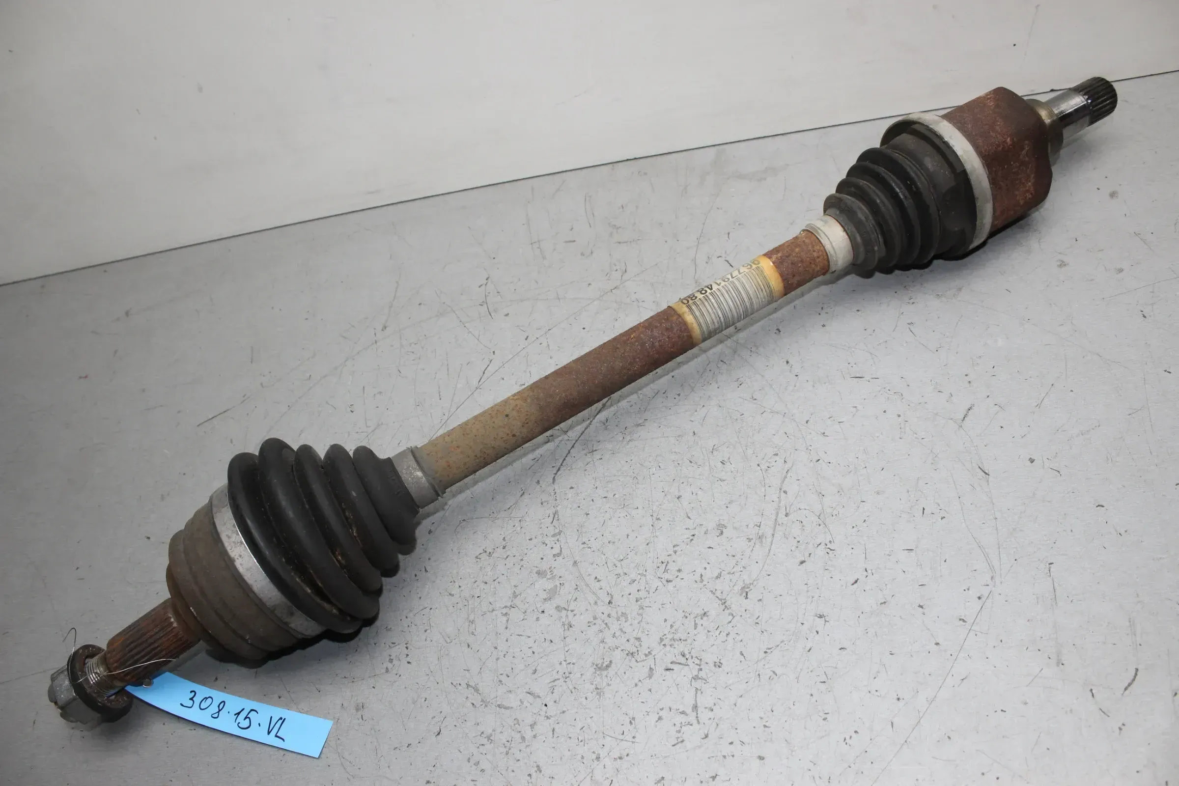 Gelenkwelle Antriebswelle vorne links 9677914880 Peugeot 308 II SW 1.2 THP Bj.15 - Bild 1