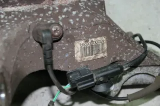 Renault Laguna III 2.0 Benzin Achsschenkel Radnabe ABS Sensor vorne links - Bild 4