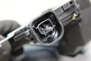 Türschloss Schloss mit ZV Stellmotor vorne rechts Toyota Corolla E12 Bj.05 - Bild 5