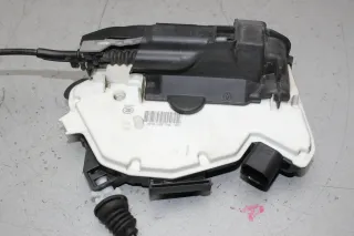 Türschloss ZV Schloss vorne rechts 5N1837016F VW Tiguan I 5N Bj.13 - Bild 4