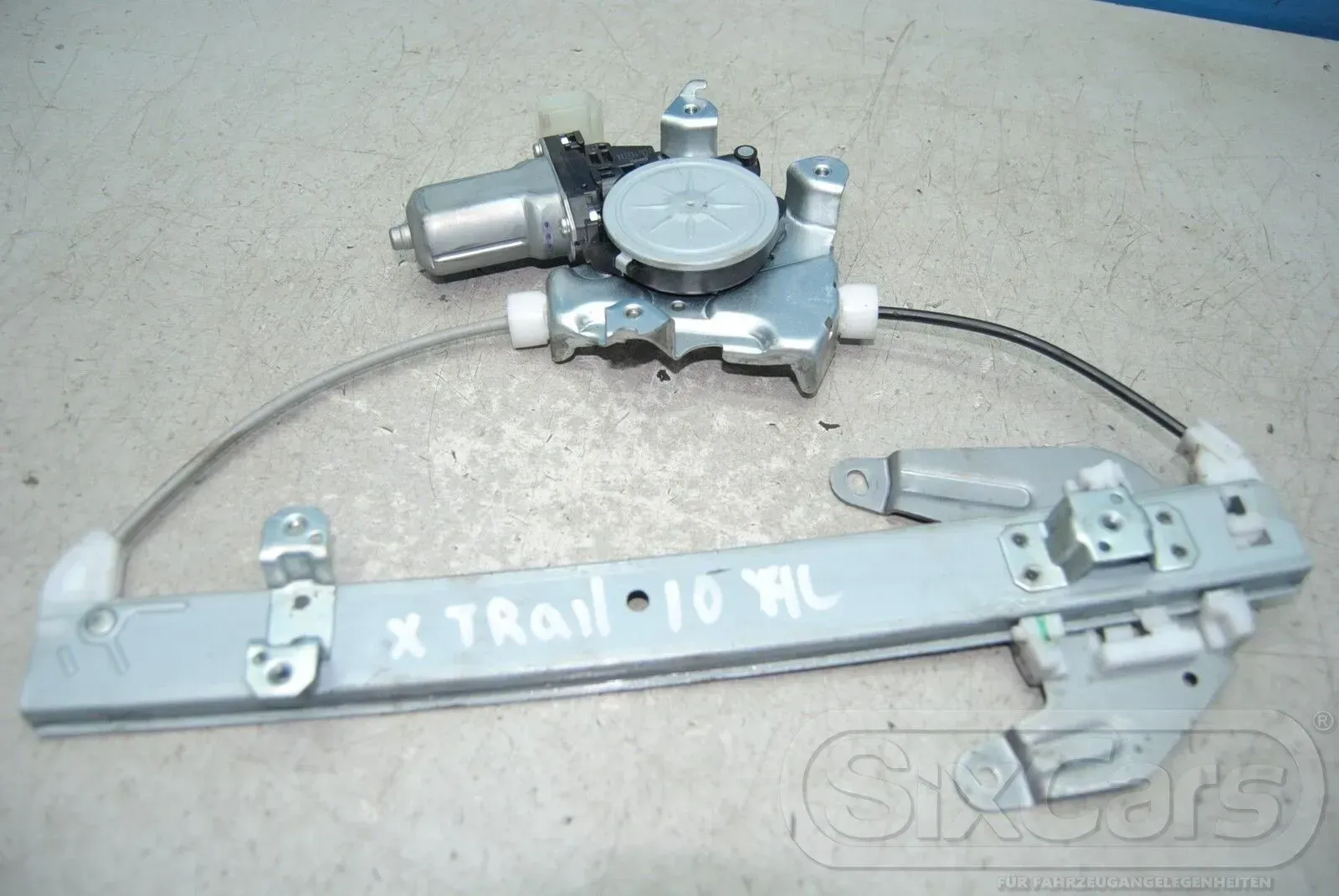 Nissan X-Trail T31 Fensterheber Motor hinten links 82731JG00A DENSO 2621004320 - Bild 1