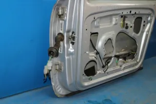 Tata Indica MAT6 Bj.09 Beifahrertür Tür vorne rechts - Bild 10