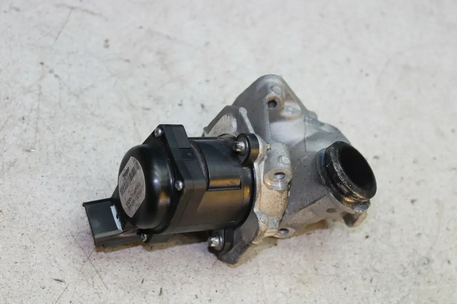 AGR Ventil Abgasrückführventil V29010703 Ford Focus C-MAX Bj.06 - Bild 1