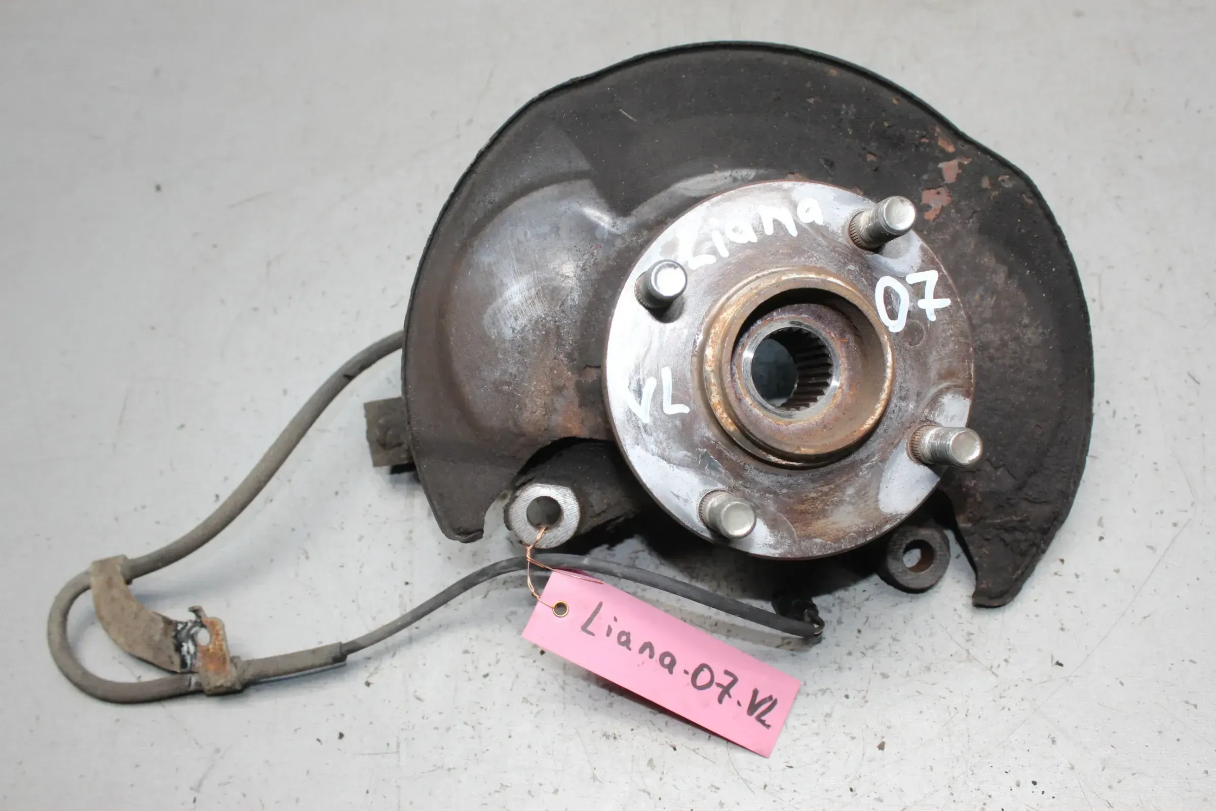 Achsschenkel Radnabe ABS Sensor vorne links Suzuki Liana ER 1.6 Bj.07 - Bild 1
