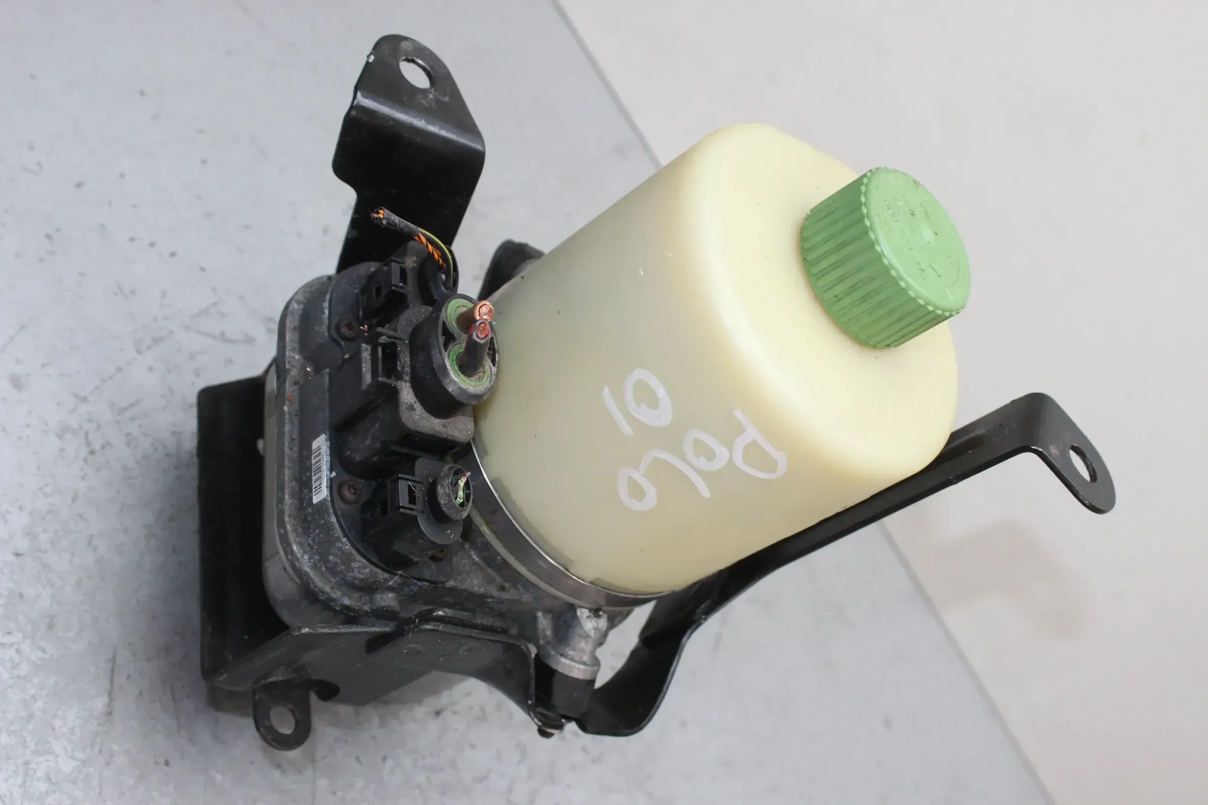 el. Servopumpe Hydraulikpumpe Lenkung 6R0423156 VW Polo IV 9N 2009 - Bild 1