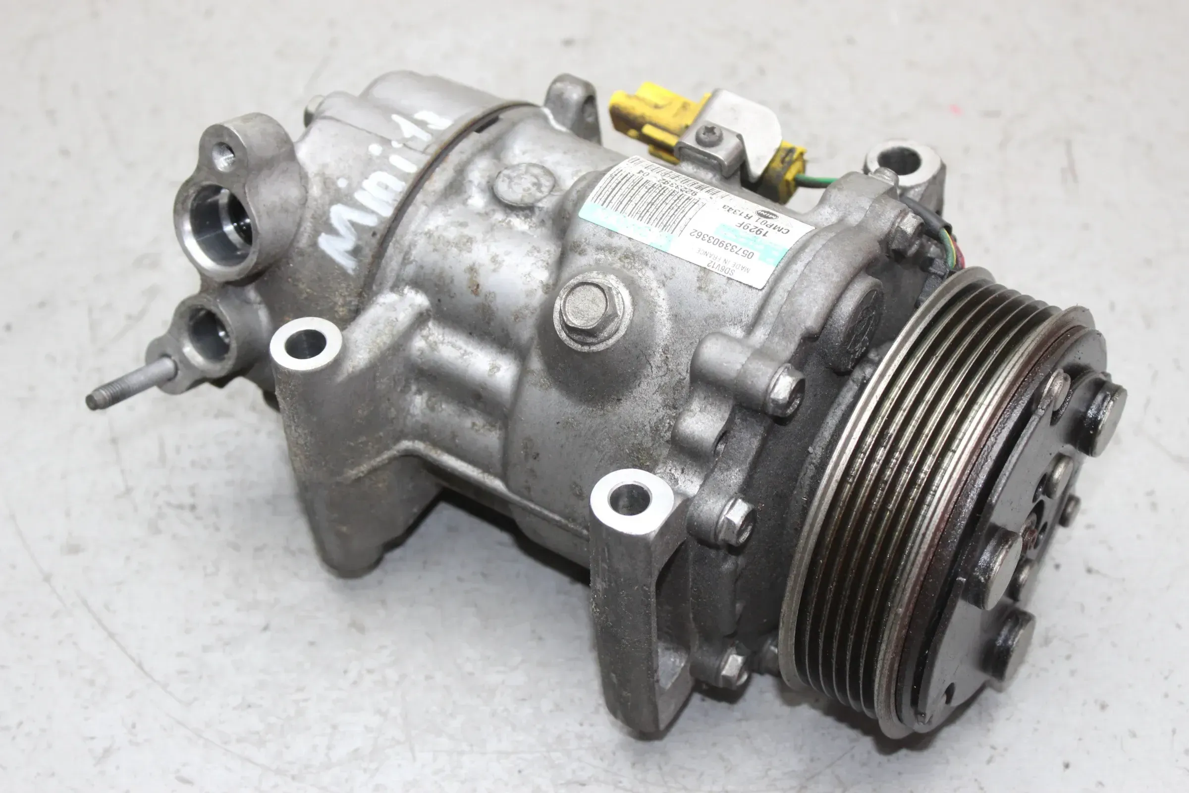Klimakompressor Klima Kompressor 9223392 MINI Cooper R58 1.6 N16 Bj.13 - Bild 1