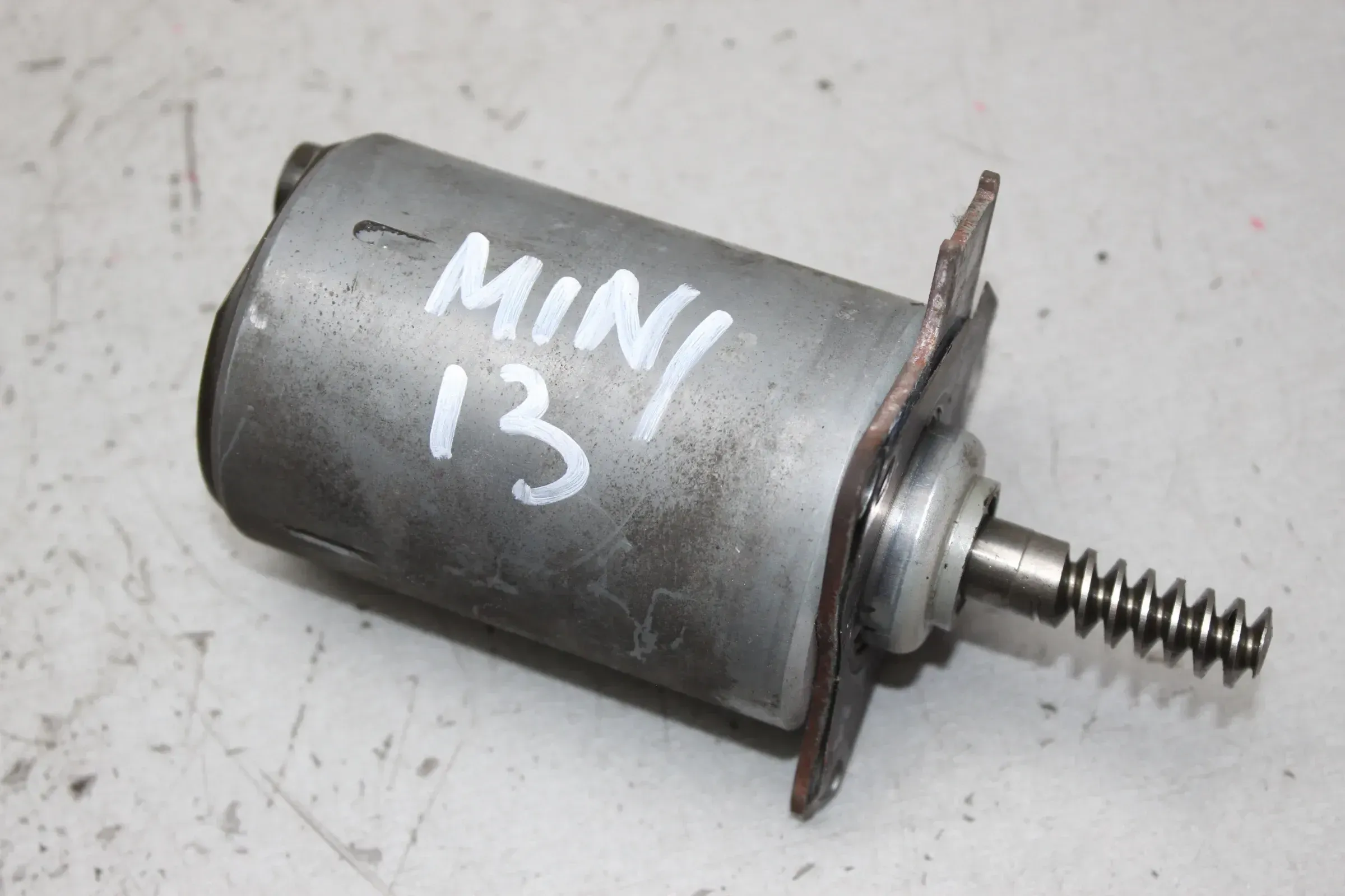 Nockenwellenversteller Stellmotor 753390580 MINI Cooper R58 1.6 N16 Bj.13 - Bild 1