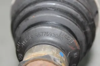 Antriebswelle Gelenkwelle vorne links Peugeot 308 II 1.6 HDi Bj.14 - Bild 4