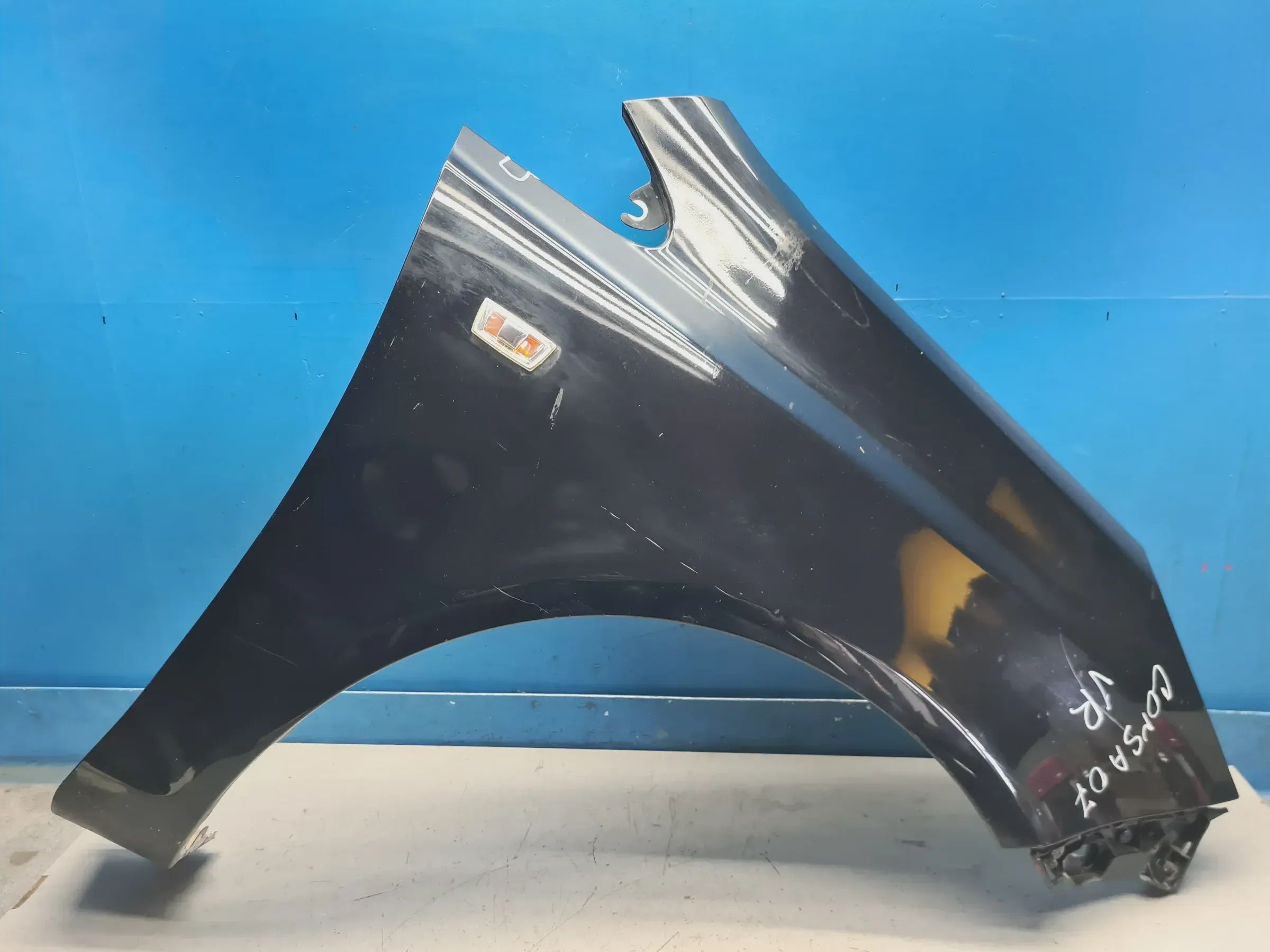 Kotflügel vorne rechts Opel Corsa D 2- türig Bj.07 - Bild 1