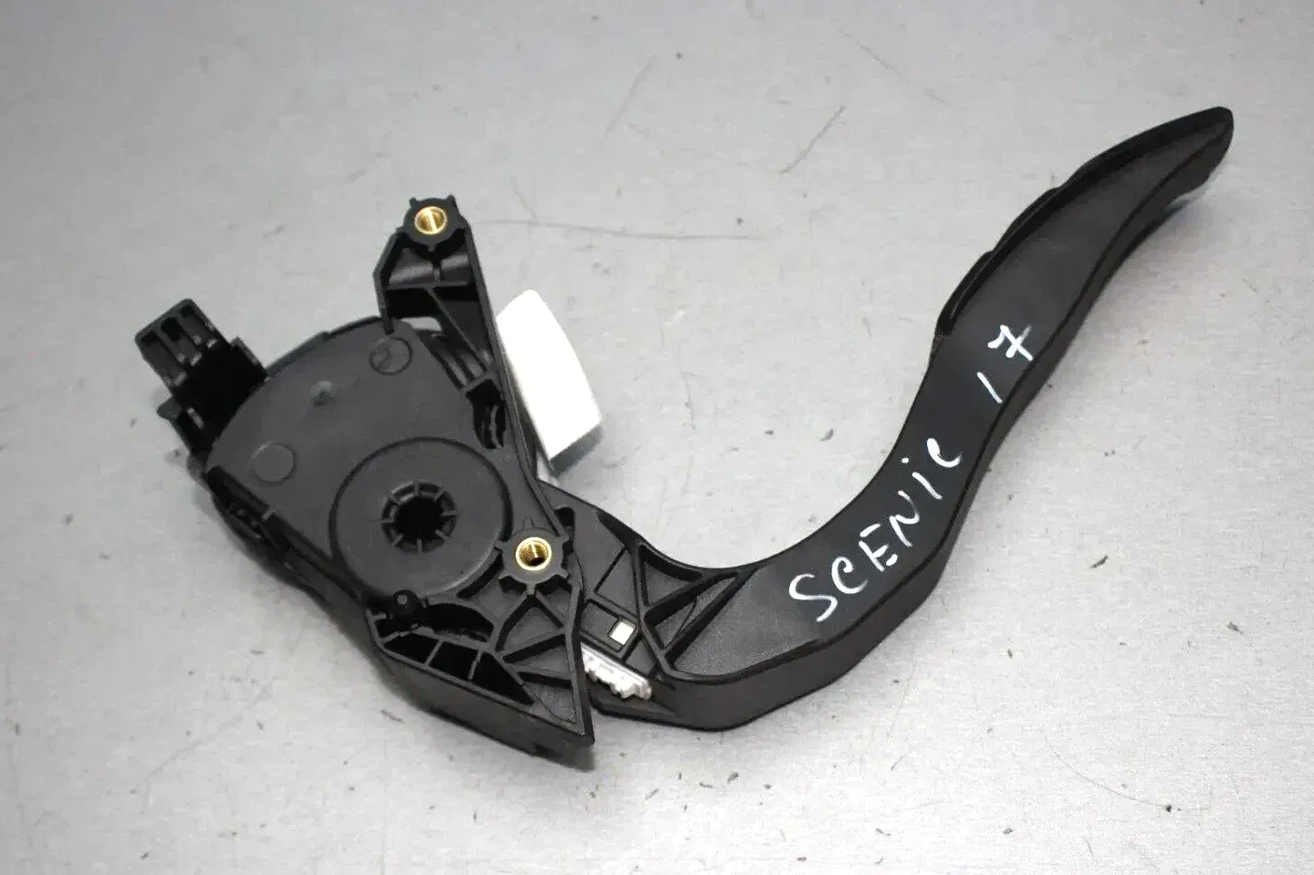 Gaspedal Gas Pedal Gaswertgeber 180027890R -C Renault Scenic 4 IV Bj.17 - Bild 1
