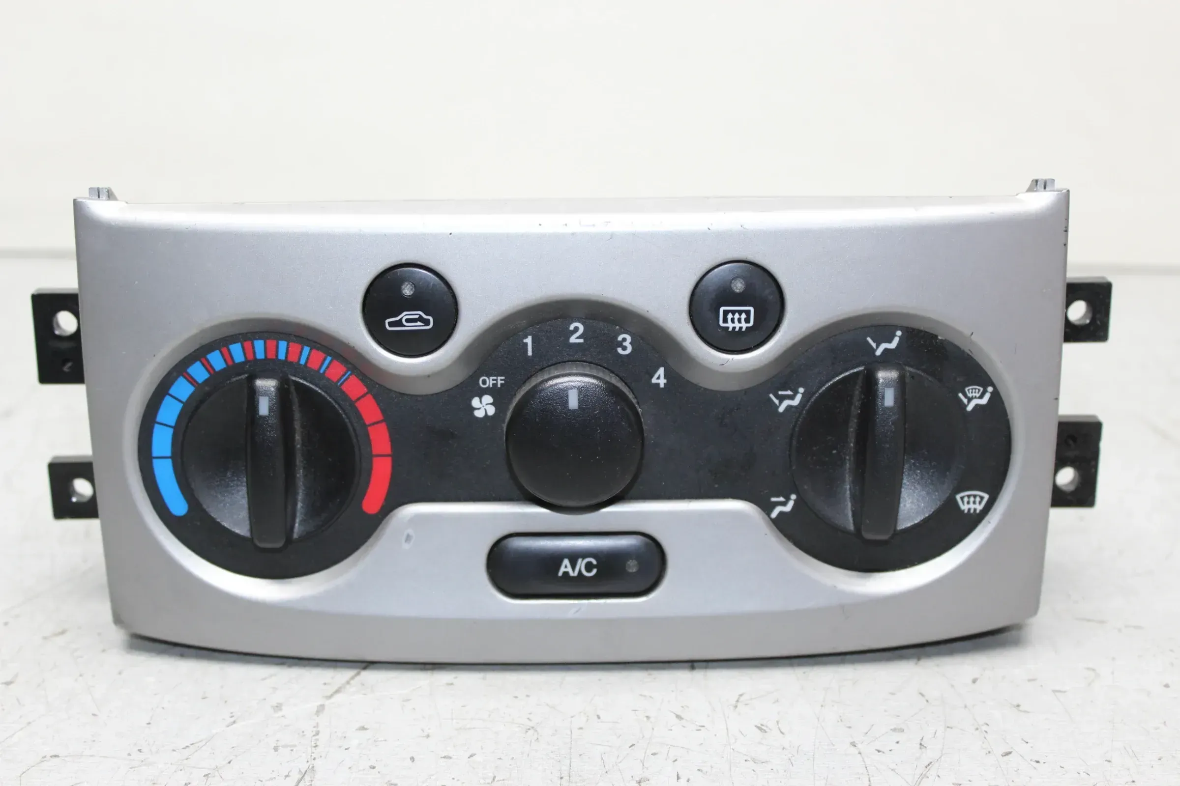 Klimabedienteil Bedienteil Klima Heizung Chevrolet Kalos T200 Bj.07 - Bild 1