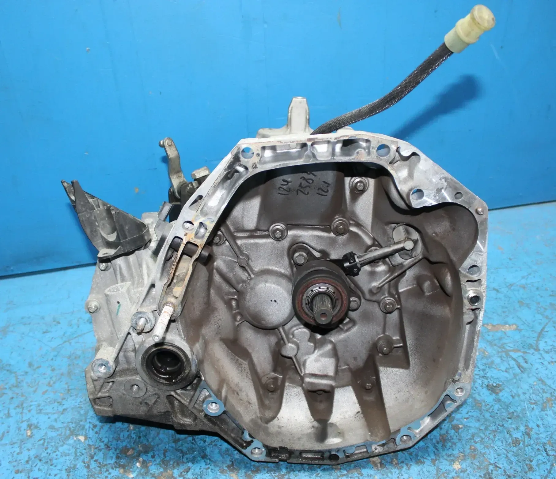 Getriebe Schaltgetriebe 5-Gang code JR5 175 Renault Megane 3 III 1.5dCi Bj.10 - Bild 1