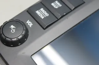 Mercedes Benz W447 Autoradio VIS Media Radio GPS Navi Navigation A4479004817 - Bild 3