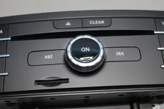 Mercedes Benz W246 Autoradio Navi Laufwerk USA Navigation NTG5 1US A2469001517 - Bild 3