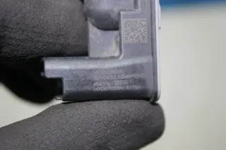 Peugeot 208 Bj.12 Kraftstoffleitung Schlauch Leitung Rohr mit Sensor 9673289080 - Bild 2