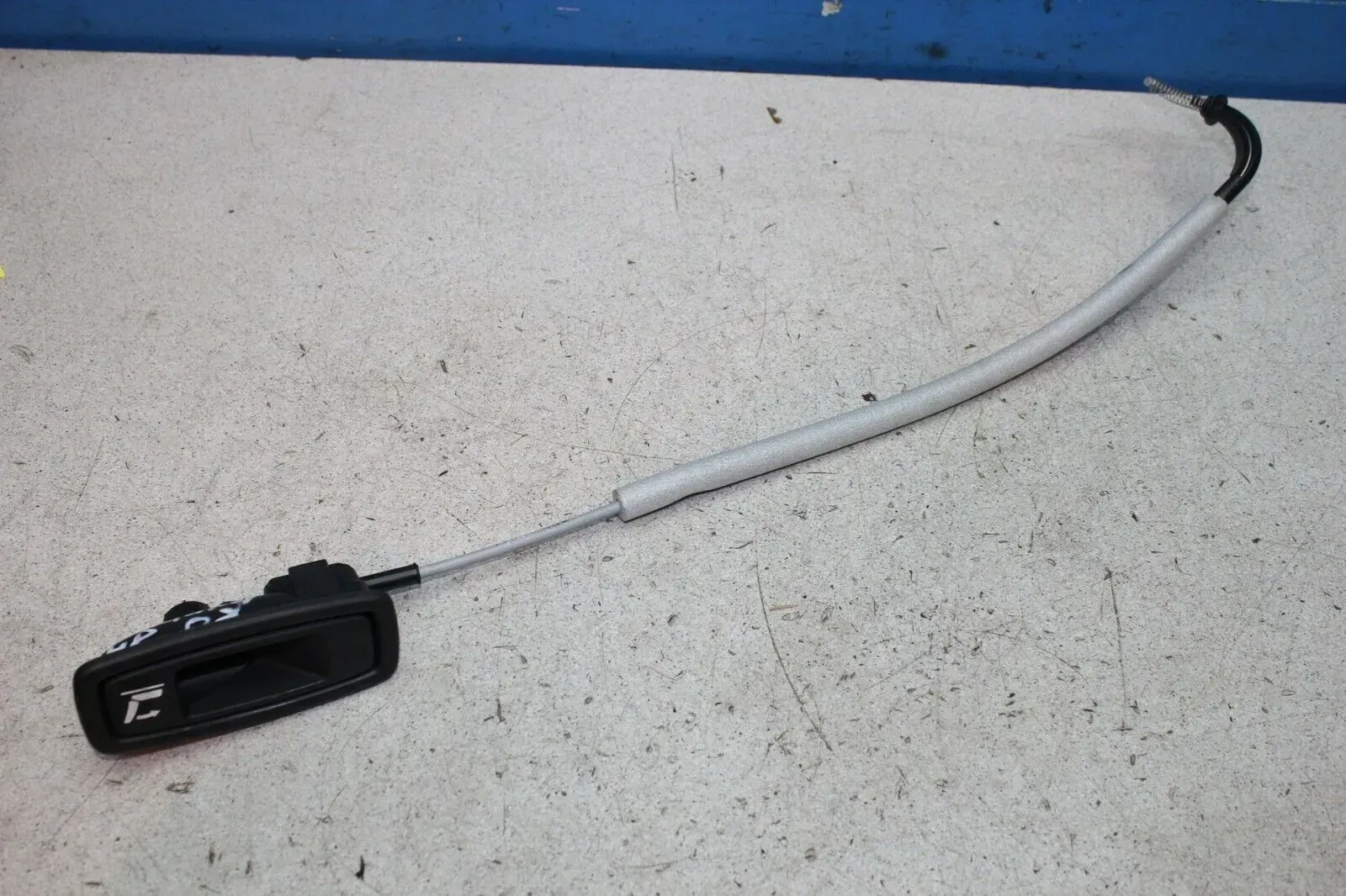 Renault Laguna III Griff Entriegelung f Sitz hinten rechts 523975832 886450001R - Bild 1