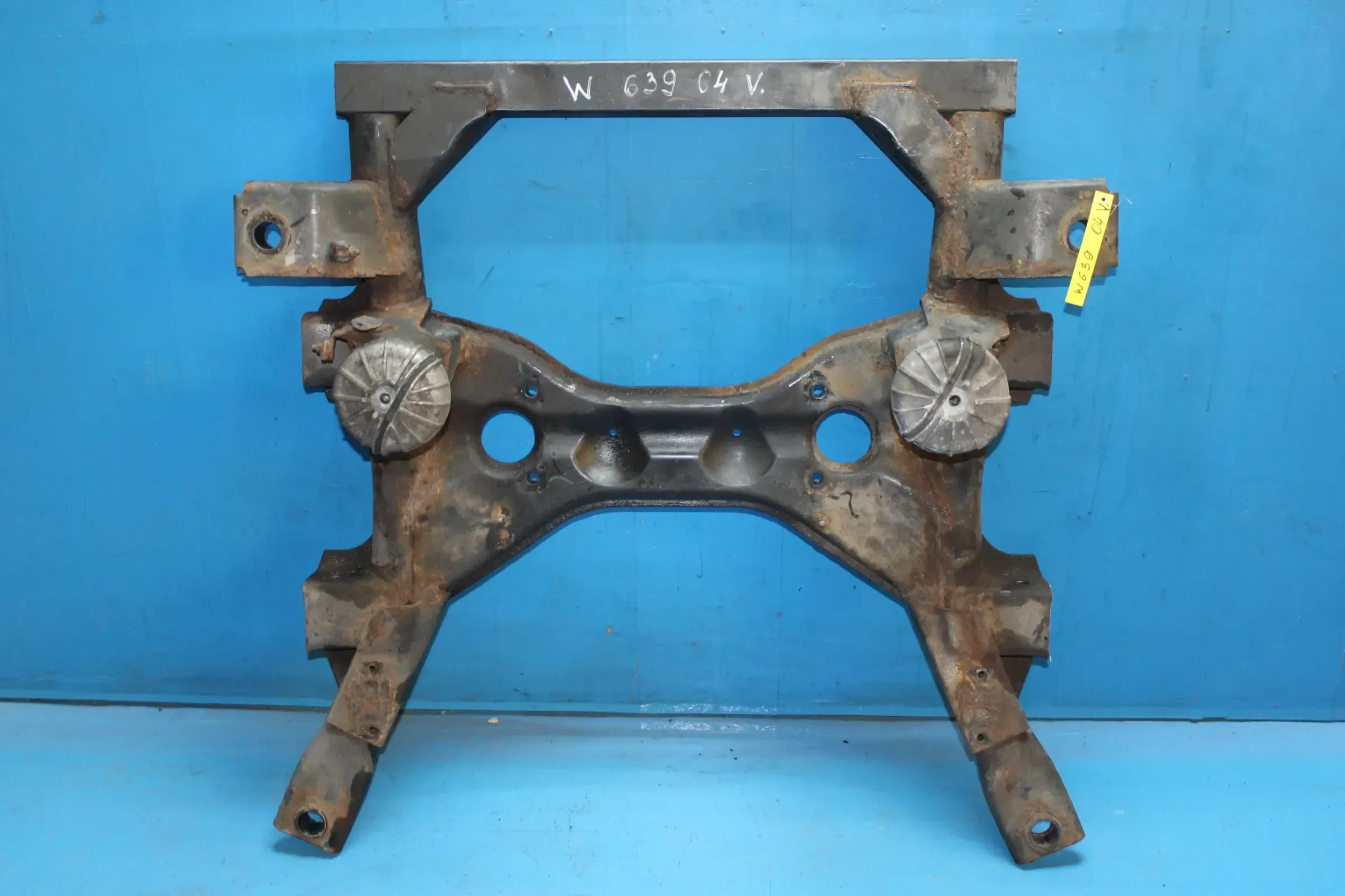 Achse vorne Vorderachse Achsträger Motorträger Mercedes W639 Vito 111 CDi Bj.04 - Bild 1