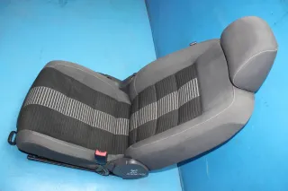 Beifahrersitz Sitz vorne rechts mit Sitzheizung VW Touran 1T1 1T2 Bj.08 - Bild 7