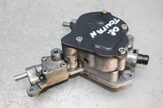 Vakuumpumpe Unterdruckpumpe 038145209N VW Touran 1T2 2.0 TDi 103 KW Bj.08 - Bild 1