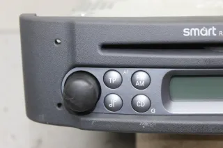 Autoradio CD Grundig 0013416V003, 9184298252 Smart ForTwo 450 MC01 Bj.06 - Bild 2