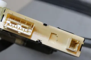 Fensterhebermotor mit Gestänge vorne links 9681575280 Citroen C4 I LC Bj.07 - Bild 7