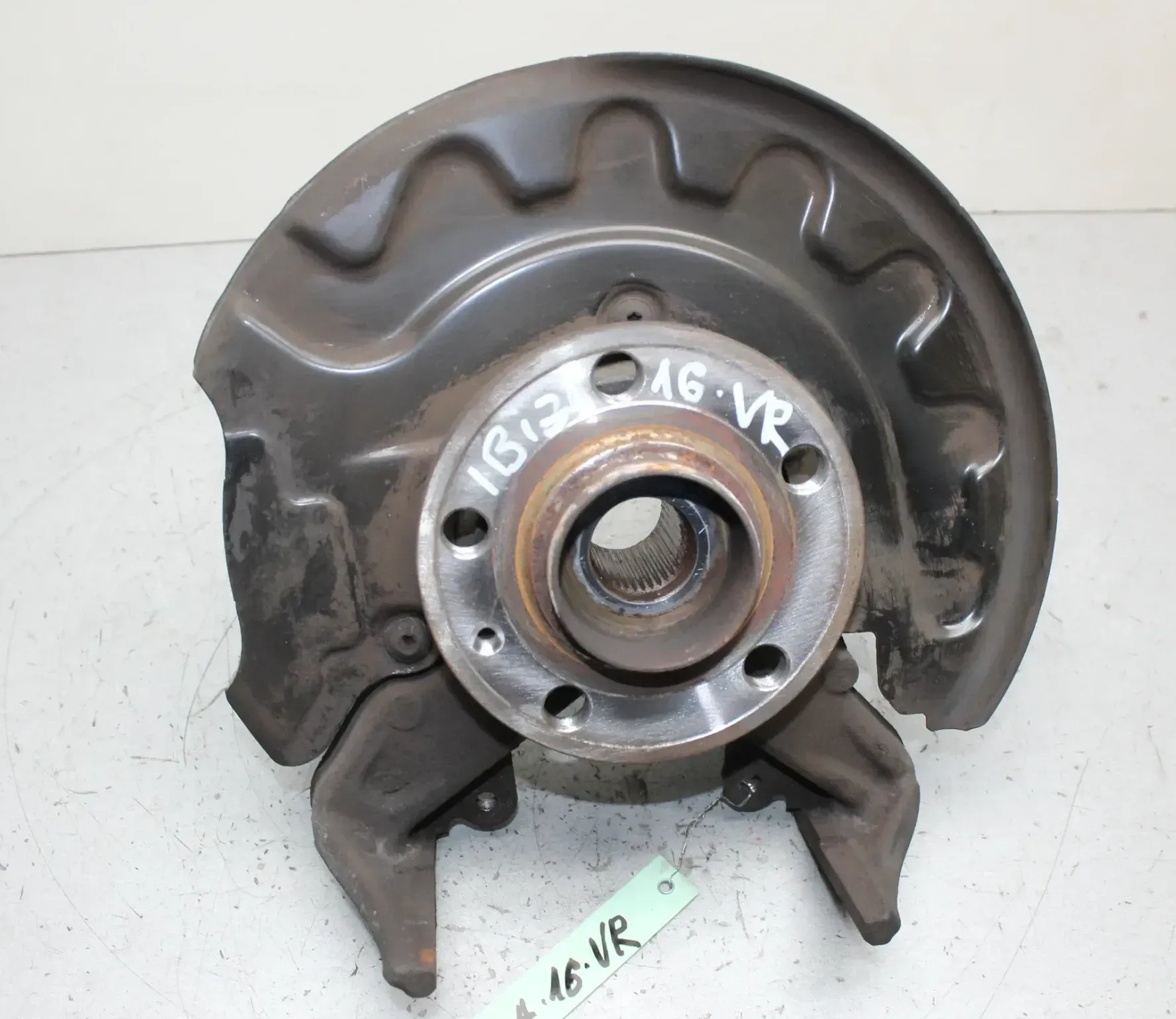 Achsschenkel Radnabe vorne rechts 6Q0256AC Seat Ibiza IV ST 6P8 1.4 TDi Bj.16 - Bild 1