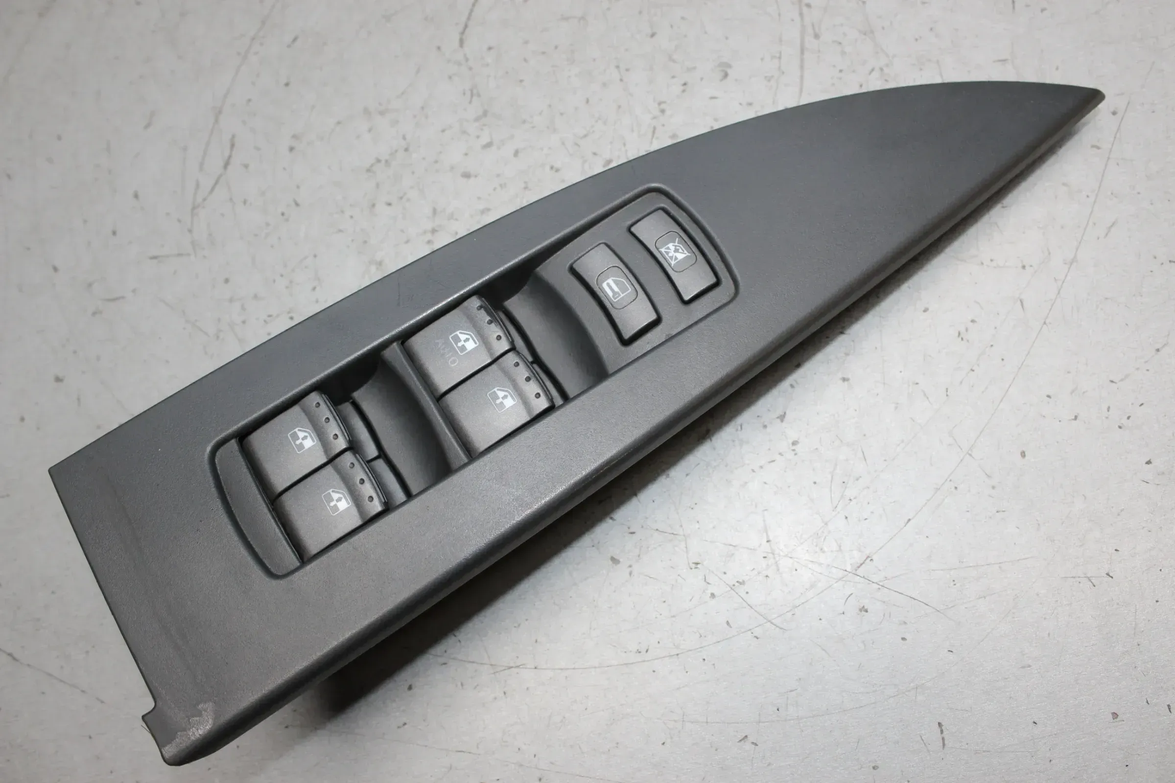 Fensterheberschalter Schalter vorne links 72250-09000 SsangYong Kyron Bj.06 - Bild 1