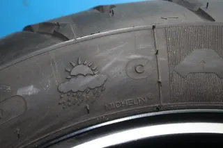 Hinterrad Reifen 150/70 R17 69V Felge J 17M/CXMT4.00 Suzuki DL 650 V-Strom Bj.05 - Bild 6